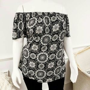 COPY - Nwot torrid top sz 3